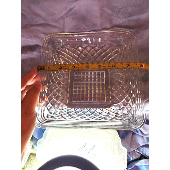 Diamond Latice Federal Glass 8" Square Serving Bowl - Picture 3 of 4